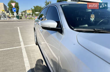 Седан Volkswagen Passat 2013 в Софиевской Борщаговке