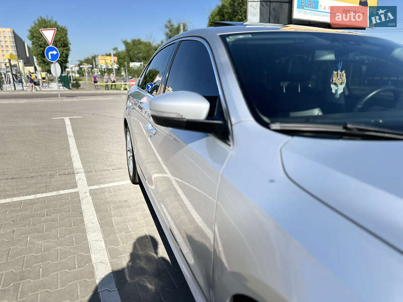 Седан Volkswagen Passat 2013 в Софиевской Борщаговке