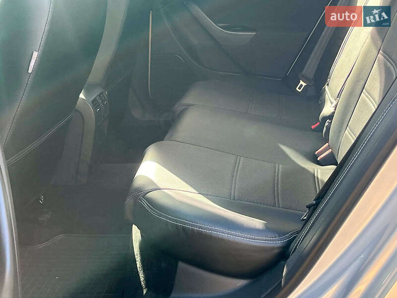 Седан Volkswagen Passat 2008 в Киеве