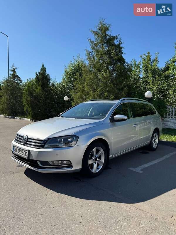 Универсал Volkswagen Passat 2012 в Ахтырке фото 8 Универсал Volkswagen Passat 2012 в Ахтырке