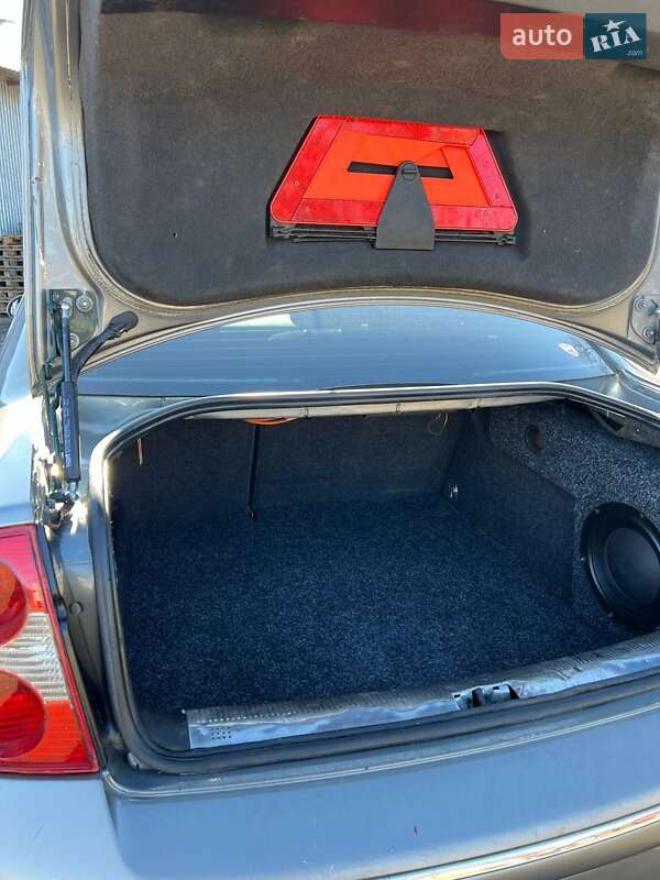 Седан Volkswagen Passat 2004 в Черновцах фото 19 Седан Volkswagen Passat 2004 в Черновцах