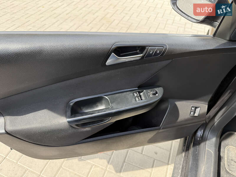 Седан Volkswagen Passat 2010 в Умани фото 6 Седан Volkswagen Passat 2010 в Умани