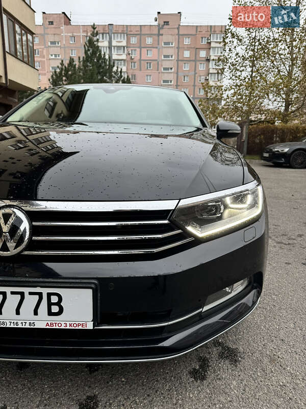 Седан Volkswagen Passat 2018 в Запорожье