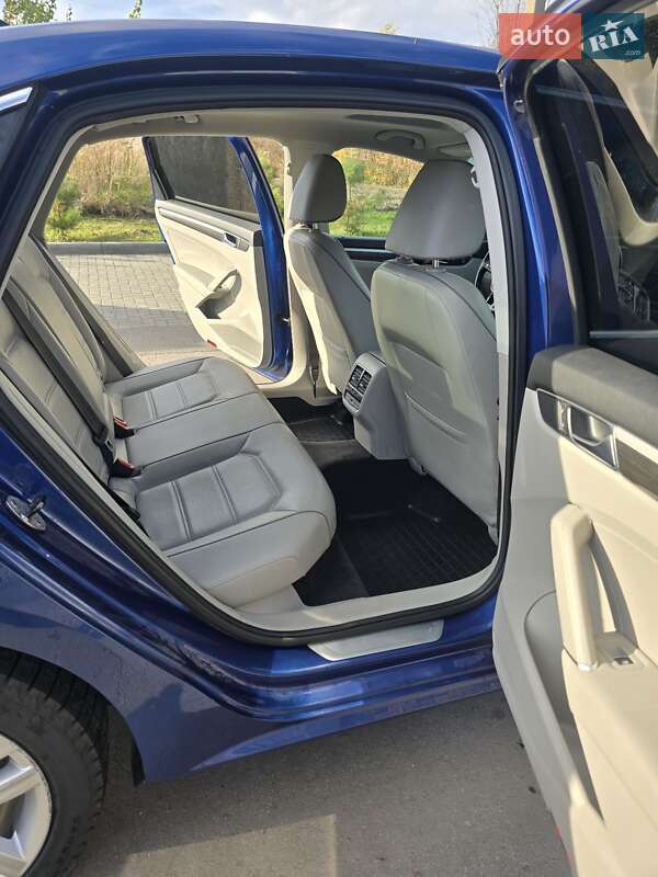 Седан Volkswagen Passat 2016 в Цумани фото 12 Седан Volkswagen Passat 2016 в Цумани