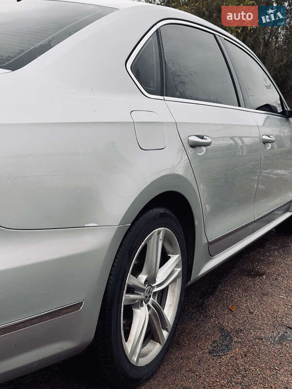 Седан Volkswagen Passat 2013 в Прилуках