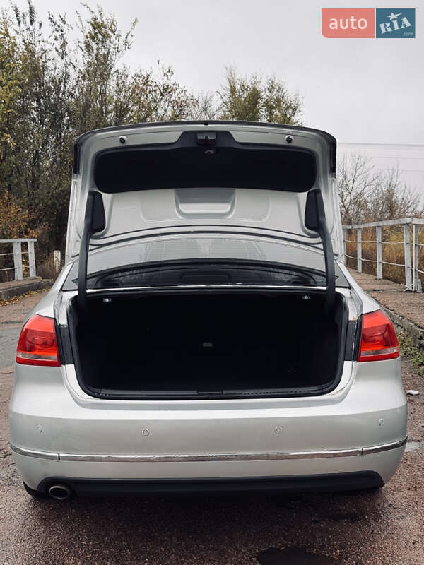 Седан Volkswagen Passat 2013 в Прилуках