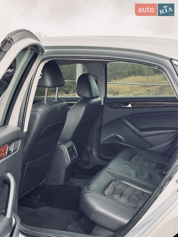 Седан Volkswagen Passat 2013 в Прилуках