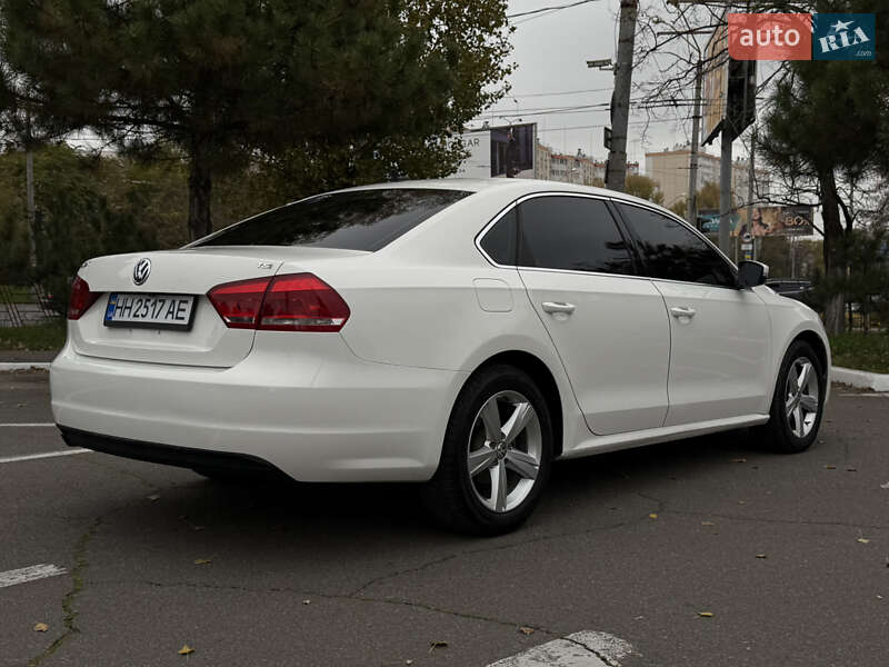Седан Volkswagen Passat 2015 в Одессе