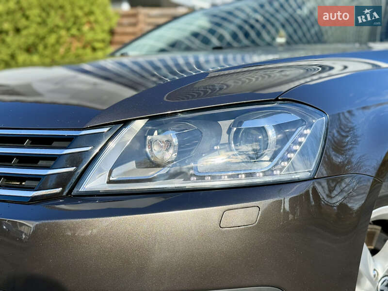 Седан Volkswagen Passat 2011 в Киеве