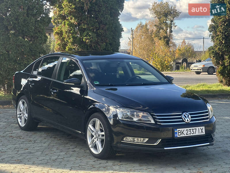 Седан Volkswagen Passat 2013 в Дубні
