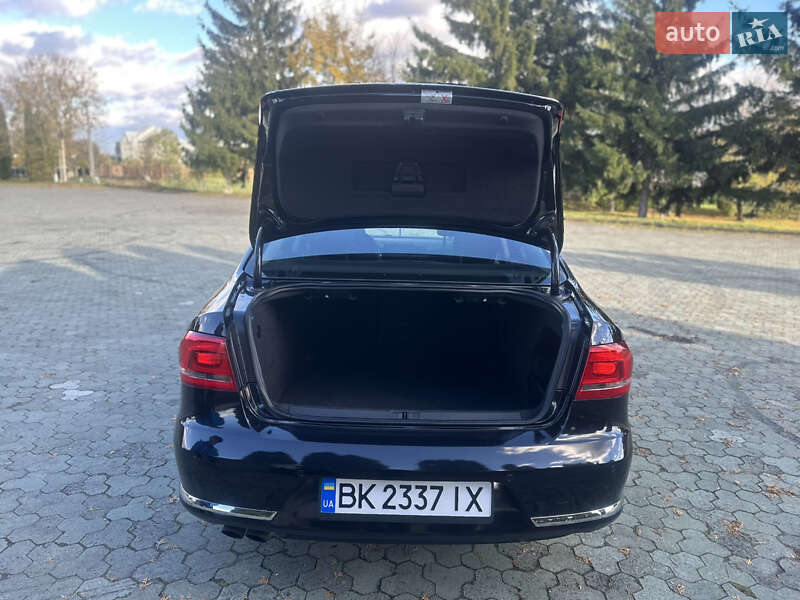 Седан Volkswagen Passat 2013 в Дубні