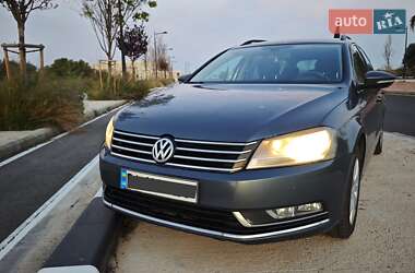 Універсал Volkswagen Passat 2013 в Кременчуці