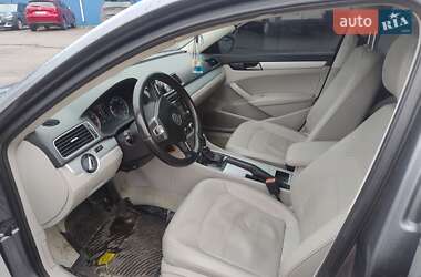 Седан Volkswagen Passat 2012 в 