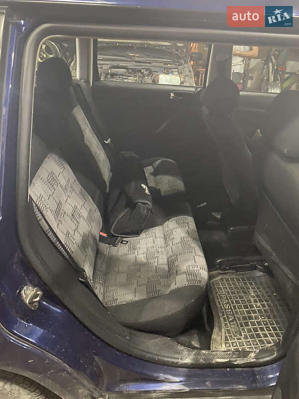 Универсал Volkswagen Passat 1999 в Каменец-Подольском