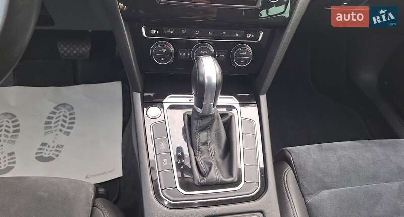 Универсал Volkswagen Passat 2016 в Черновцах