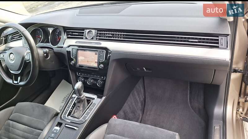 Универсал Volkswagen Passat 2016 в Черновцах