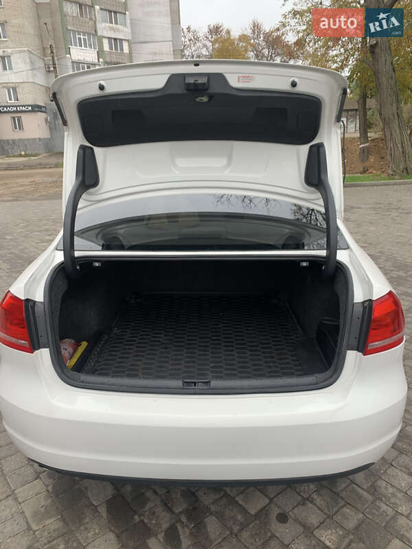 Седан Volkswagen Passat 2014 в Николаеве фото 7 Седан Volkswagen Passat 2014 в Николаеве