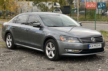 Седан Volkswagen Passat 2015 в Києві