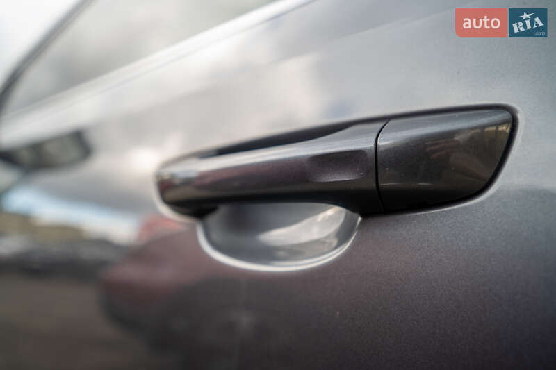 Седан Volkswagen Passat 2016 в Києві