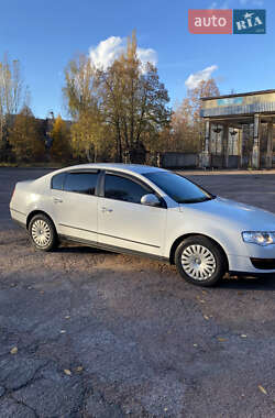 Седан Volkswagen Passat 2006 в Бердичеве
