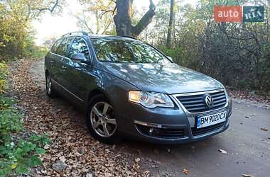 Універсал Volkswagen Passat 2008 в Новояворівську