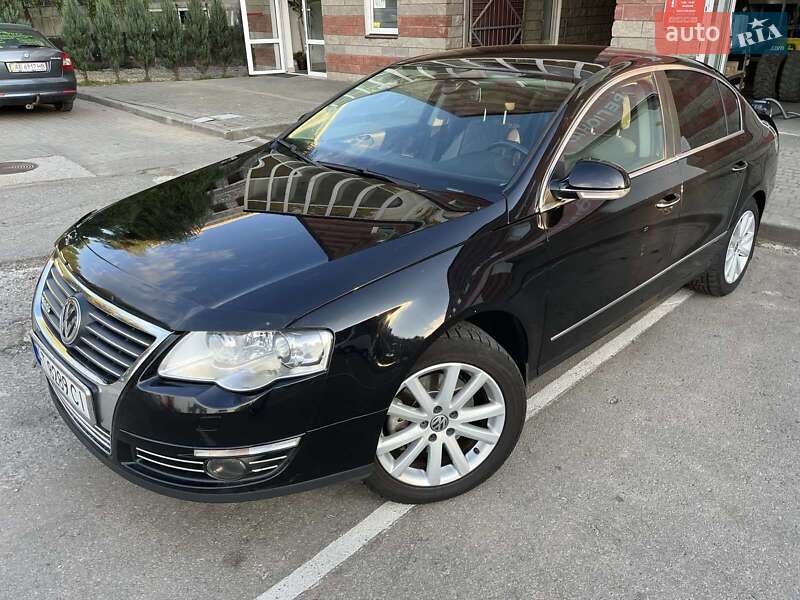 Седан Volkswagen Passat 2006 в Ивано-Франковске
