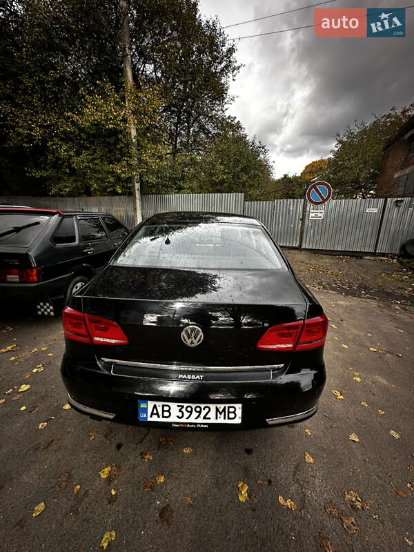 Седан Volkswagen Passat 2014 в Хмельницком