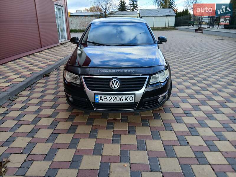 Седан Volkswagen Passat 2008 в Гайсине