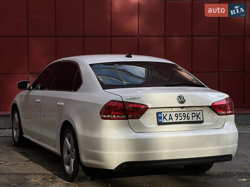 Седан Volkswagen Passat 2015 в Кропивницькому