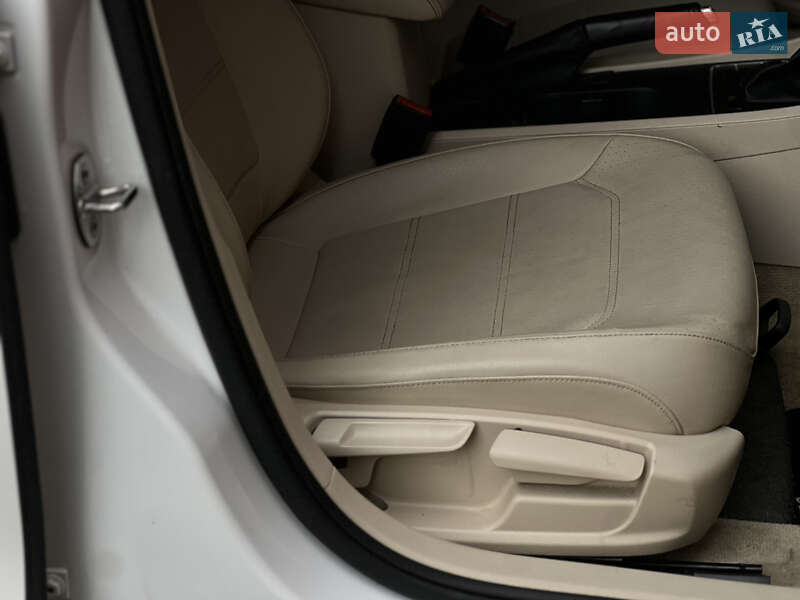 Седан Volkswagen Passat 2015 в Кропивницькому