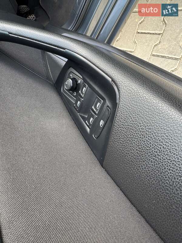 Универсал Volkswagen Passat 2015 в Черновцах