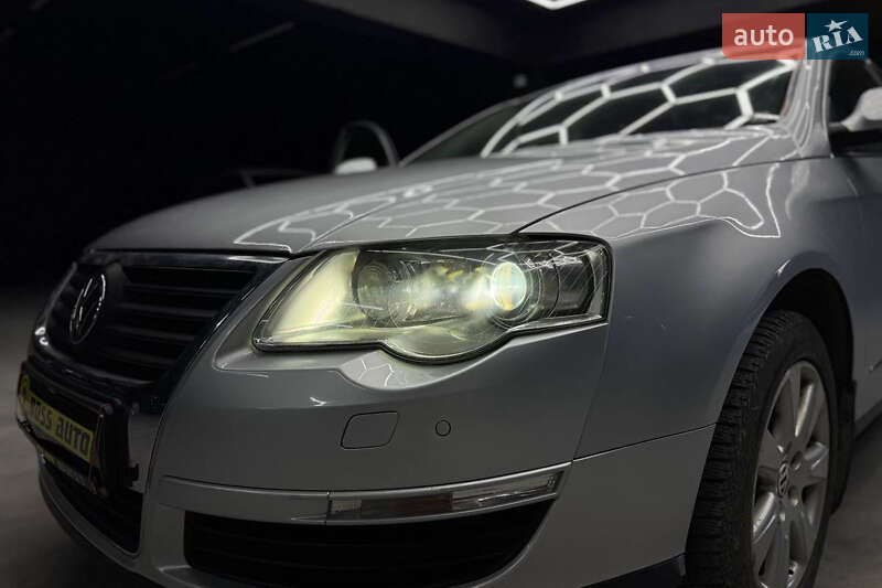 Седан Volkswagen Passat 2010 в Чернівцях