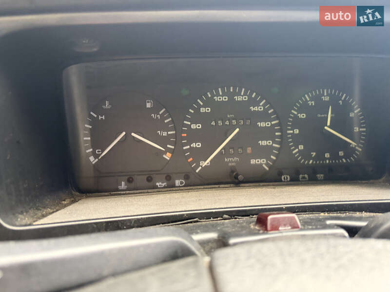 Седан Volkswagen Passat 1992 в Кременці