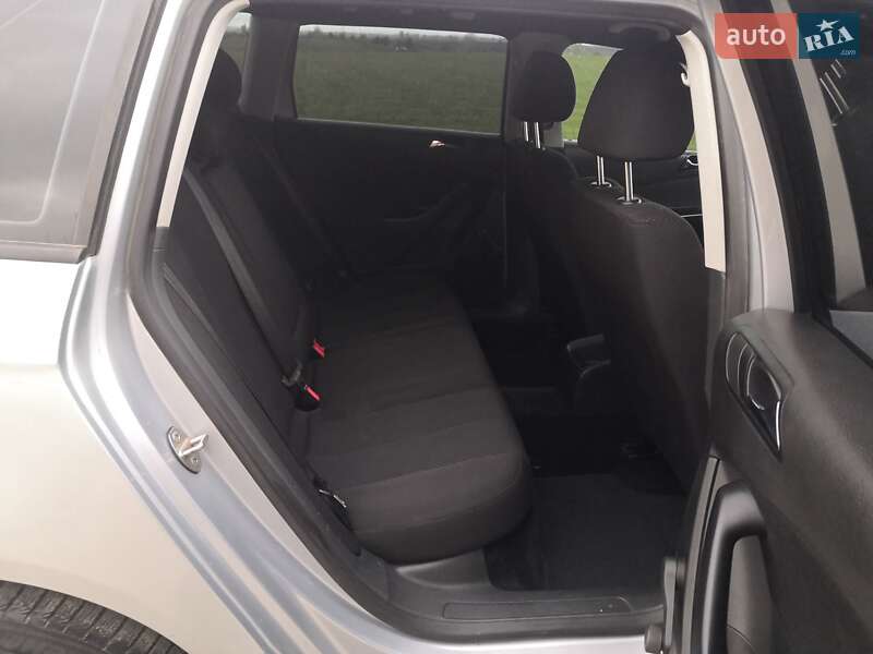 Універсал Volkswagen Passat 2007 в Здолбуніві