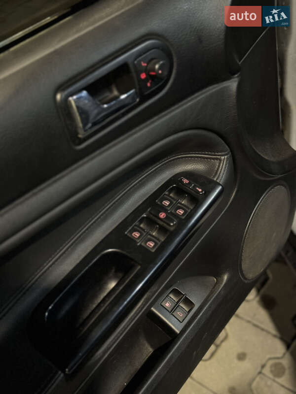 Універсал Volkswagen Passat 2001 в Хмельницькому