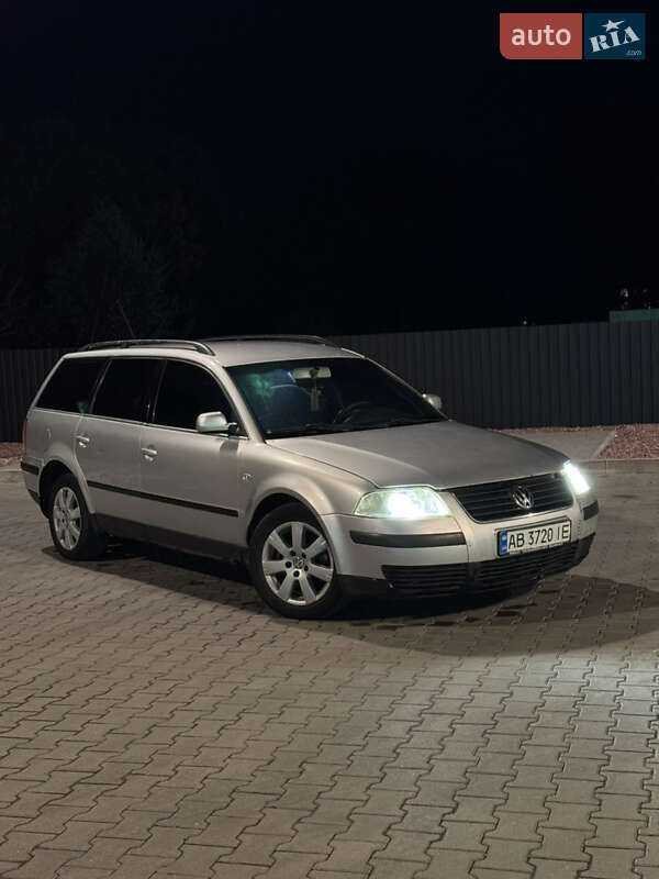 Універсал Volkswagen Passat 2001 в Хмельницькому