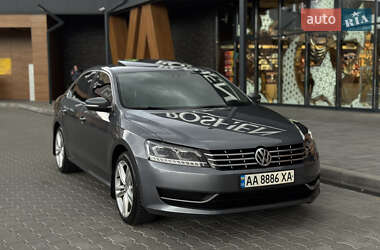 Седан Volkswagen Passat 2014 в Киеве