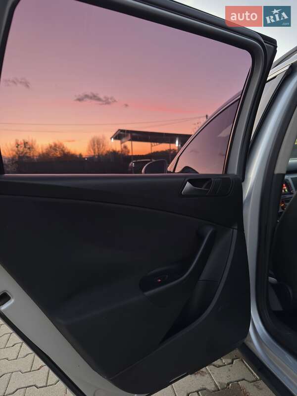 Универсал Volkswagen Passat 2008 в Глыбокой фото 24 Универсал Volkswagen Passat 2008 в Глыбокой