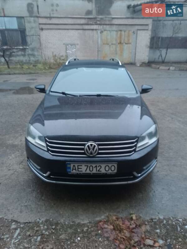 Универсал Volkswagen Passat 2013 в Кривом Роге фото 10 Универсал Volkswagen Passat 2013 в Кривом Роге