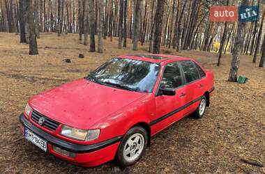 Седан Volkswagen Passat 1993 в Ахтырке