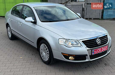 Седан Volkswagen Passat 2009 в Вінниці
