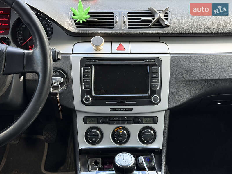 Универсал Volkswagen Passat 2008 в Львове фото 22 Универсал Volkswagen Passat 2008 в Львове