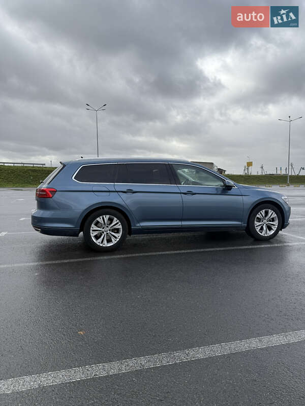 Универсал Volkswagen Passat 2017 в Львове фото 10 Универсал Volkswagen Passat 2017 в Львове