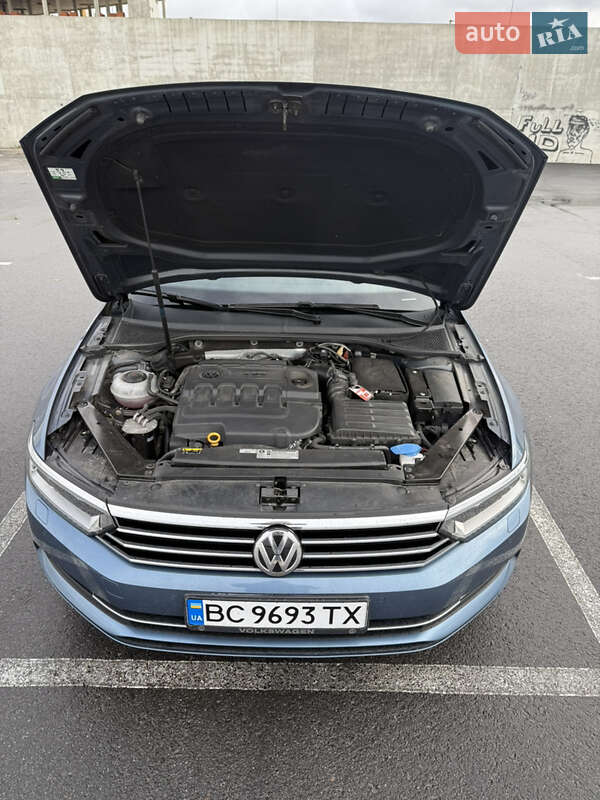 Универсал Volkswagen Passat 2017 в Львове фото 44 Универсал Volkswagen Passat 2017 в Львове