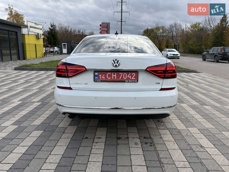 Седан Volkswagen Passat 2017 в Львові