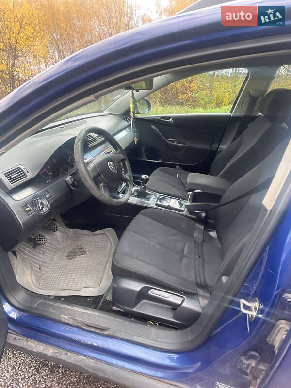Универсал Volkswagen Passat 2006 в Киеве
