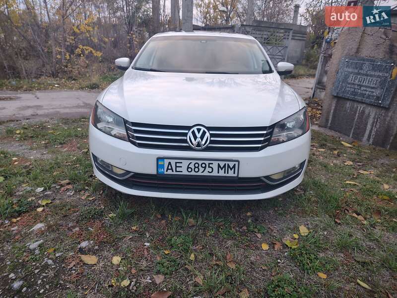 Седан Volkswagen Passat 2013 в Каменском