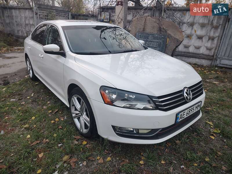 Седан Volkswagen Passat 2013 в Каменском