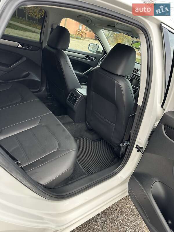 Седан Volkswagen Passat 2013 в Козелеці фото 21 Седан Volkswagen Passat 2013 в Козелеці