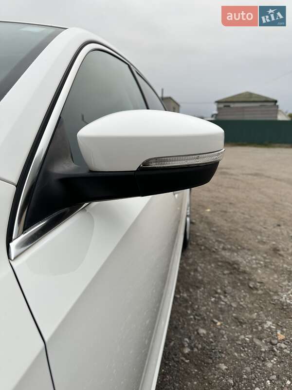 Седан Volkswagen Passat 2013 в Козелеці фото 9 Седан Volkswagen Passat 2013 в Козелеці